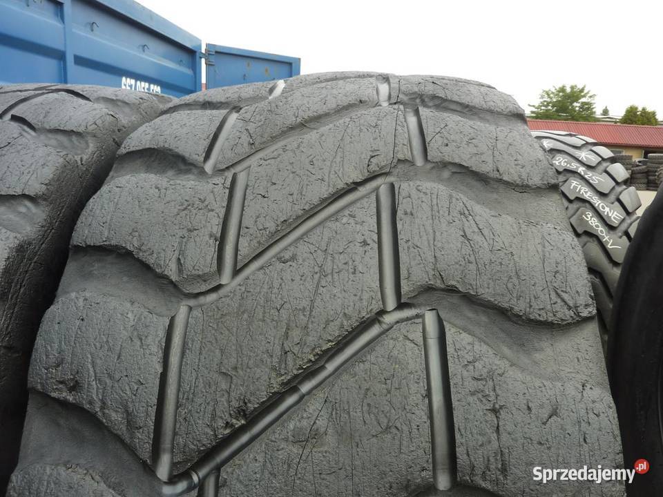 2x Opona używana przemysłowa 265R25 GOODYEAR 230 25cale Zaścianki