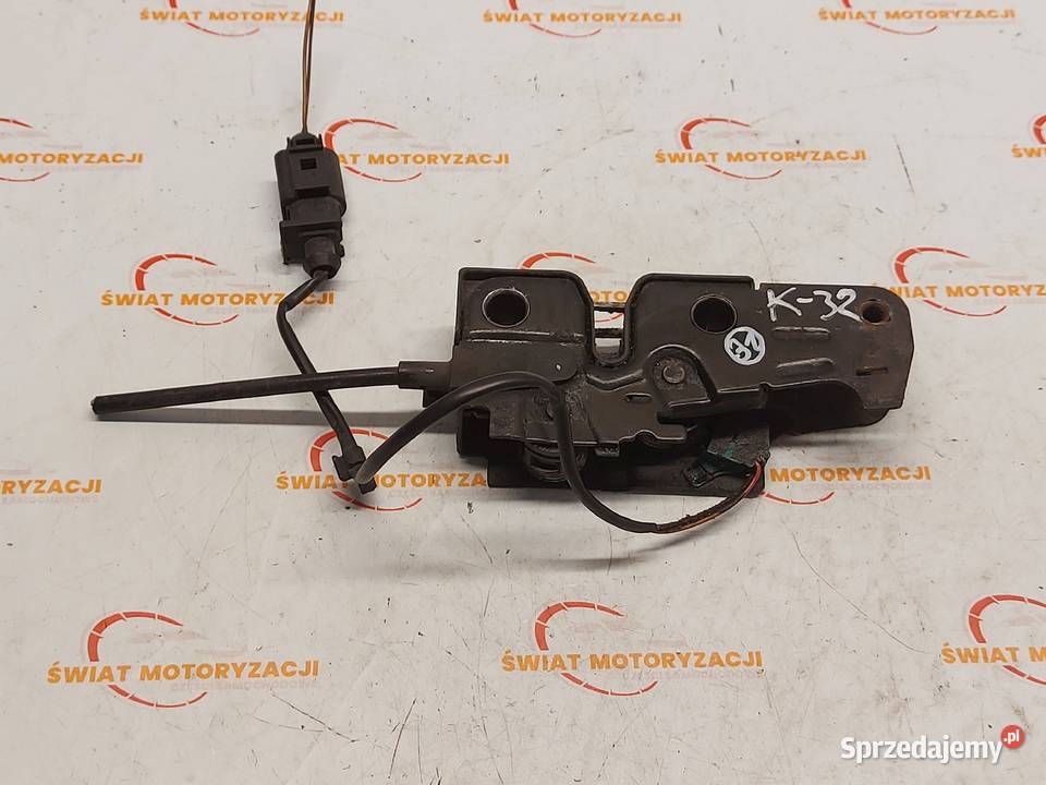 OCTAVIA II LIFT 19 TDI 11r zamek maski Kielce