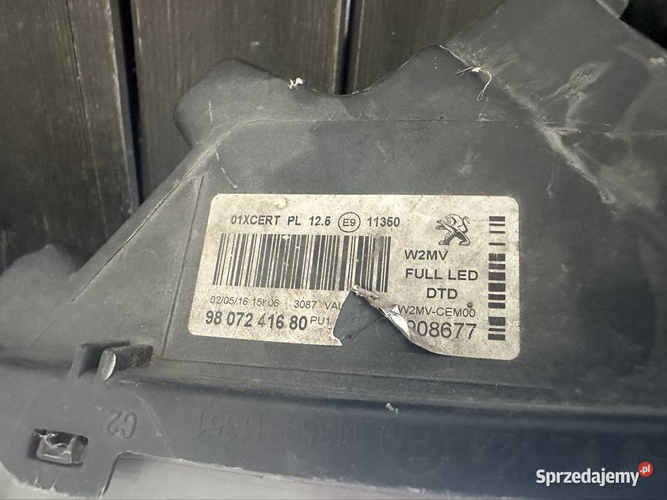 89908677 9807241680 Uszkodzona lampa peugeot 508