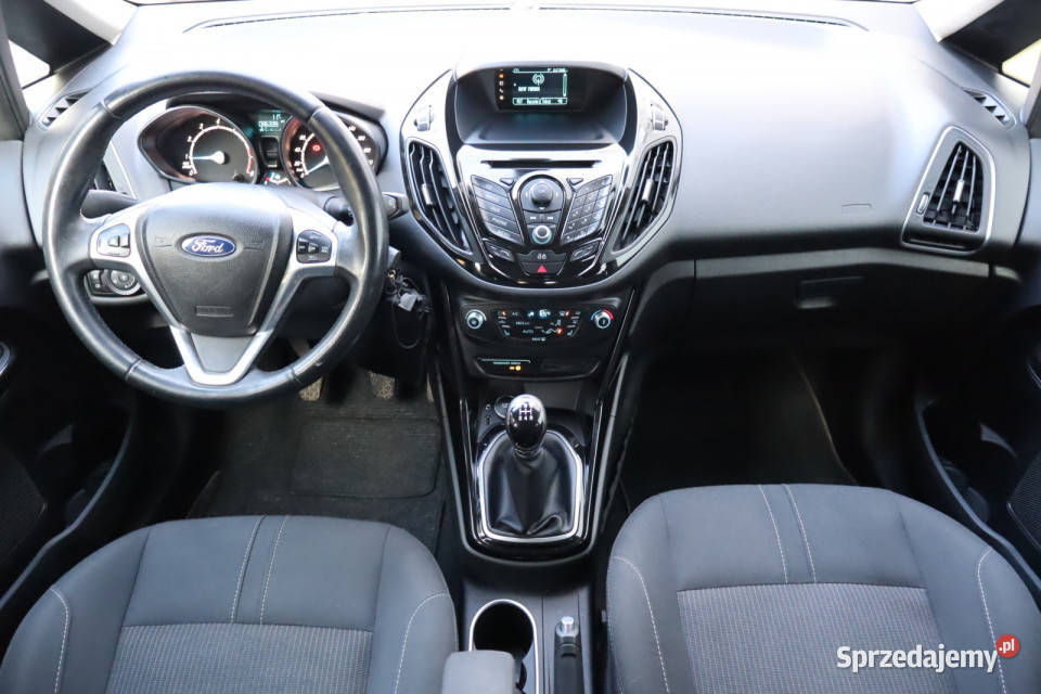 Ford B 10 EcoBoost gniazdo USB