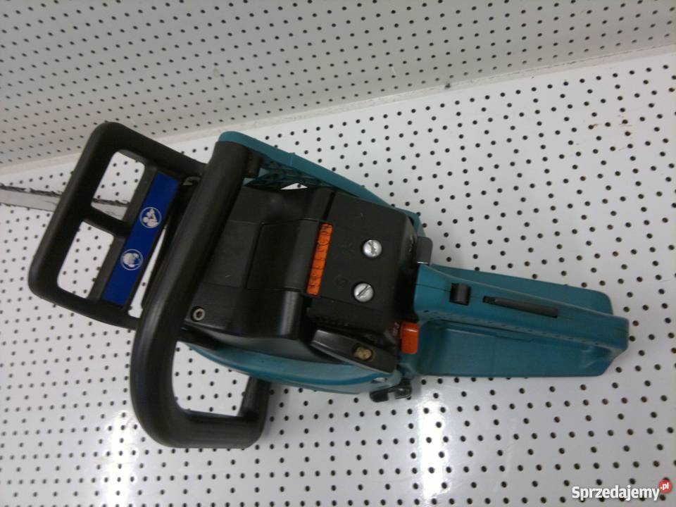 Makita DCS 400 Spalinowe