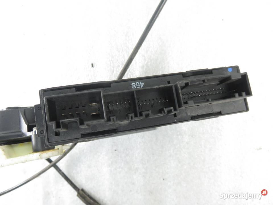 PODNOŚNIK SZYBY PRAWY PRZEDNI AUDI A4 B6