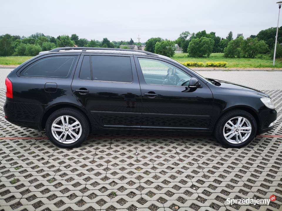 Skoda Octavia 2 FL 16 TDI 105 NAVI LED przyciemniane szyby świętokrzyskie Kielce sprzedam