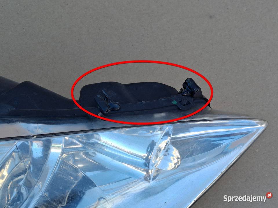 PEUGEOT 308 0711 REFLEKTOR PRAWY LAMPA PRAWA