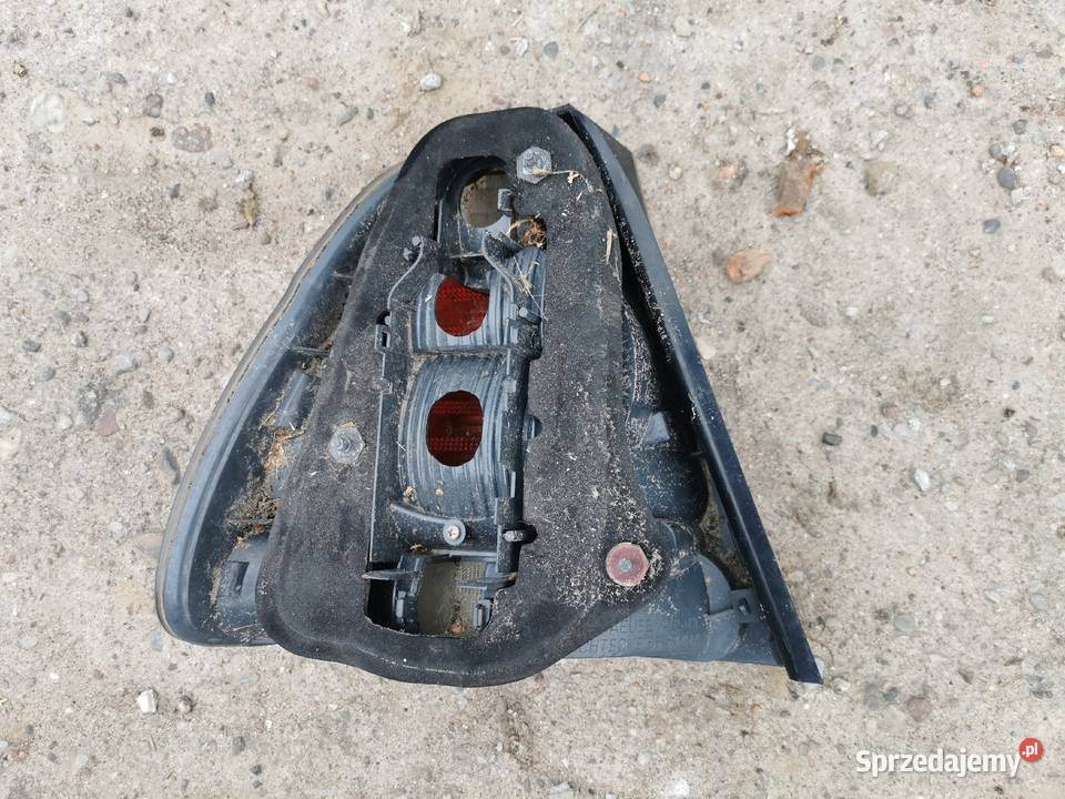 bmw e46 compakt seria 3 lampa tył prawa 63216 wielkopolskie Międzychód