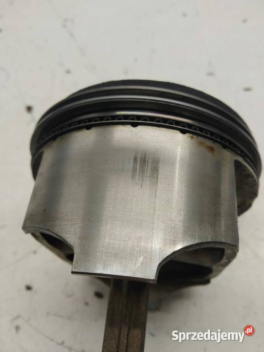 TŁOK KORBOWÓD 27 V6 Suzuki Grand Vitara I