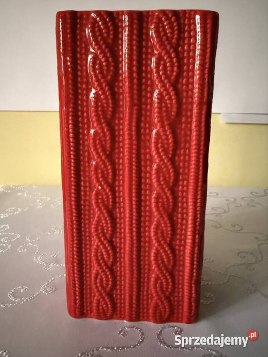 Wazon Ceramiczny Czerwony Sweterek z Guzikami Wazony sprzedam