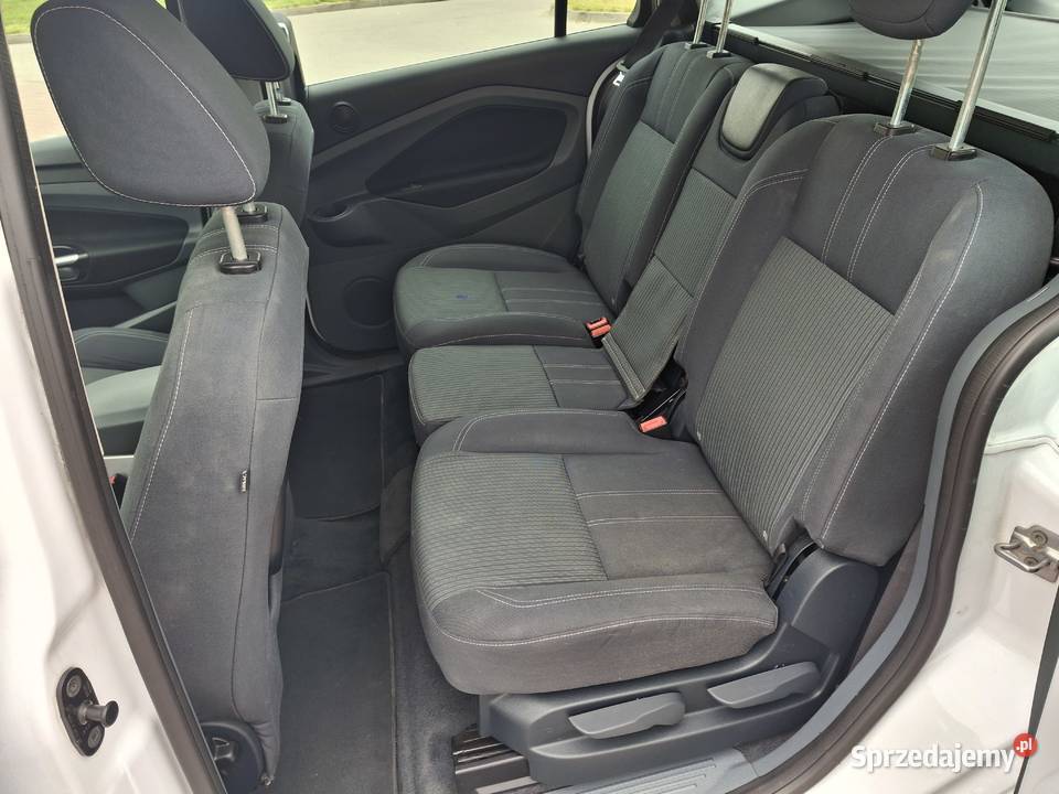 Ford Grand C 2011r Sam parkuje lubelskie Tomaszów Lubelski