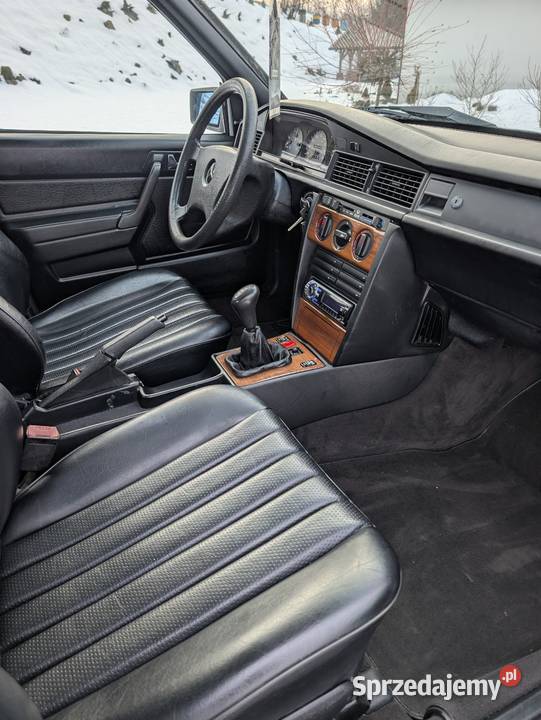 Mercedes Benz W201 190 wolny korozji Poręba Wielka