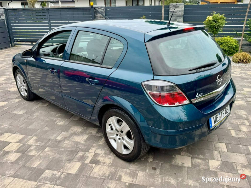 Opel Astra Astra H 128 Perfect Stan Mało już 4/5 Szerominek