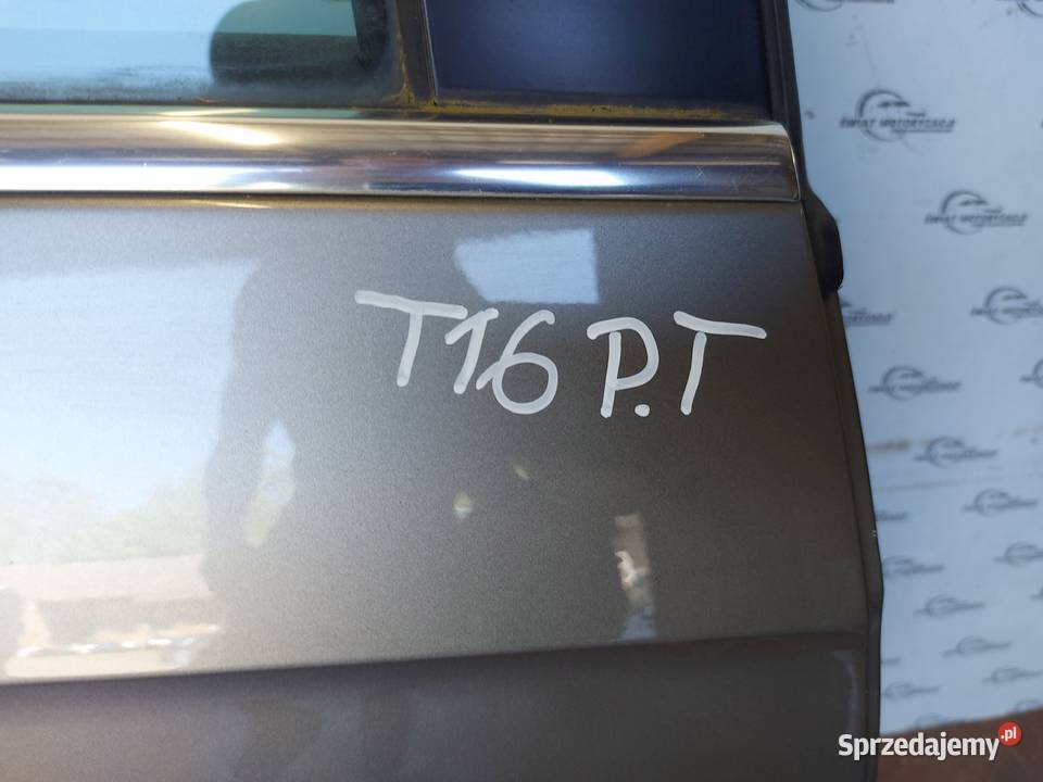 VW PASSAT 20 TDI 13r drzwi prawe tył 190