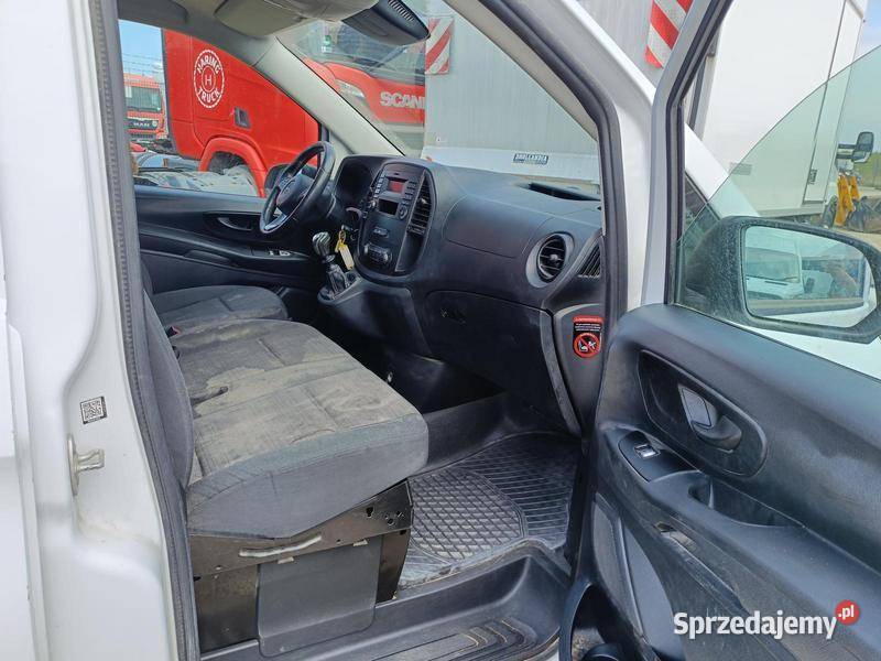 MERCEDESBENZ VITO 114 2018 214300 ccm 136 2143cm3 Mercedes-Benz mazowieckie Warszawa