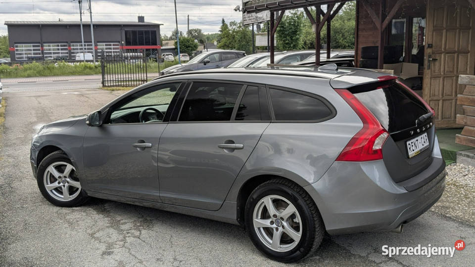 Volvo V60 20D4120OPŁACONY Bezwypadkowy 120KM Częstochowa