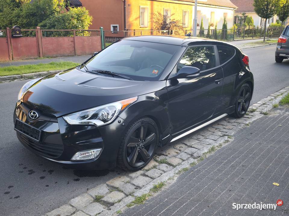 Hyundai Veloster 2014 16 GDI Turbo 201 automat