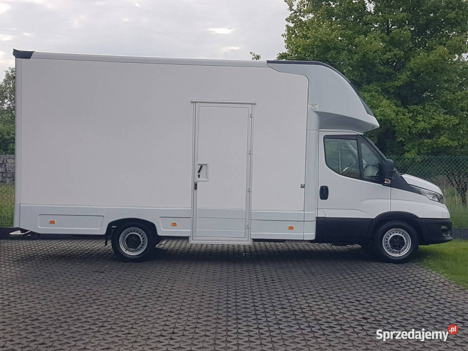 Iveco Daily KONTENER NISKOPODŁOGOWY 443x223x242 serwisowany w ASO Poręba