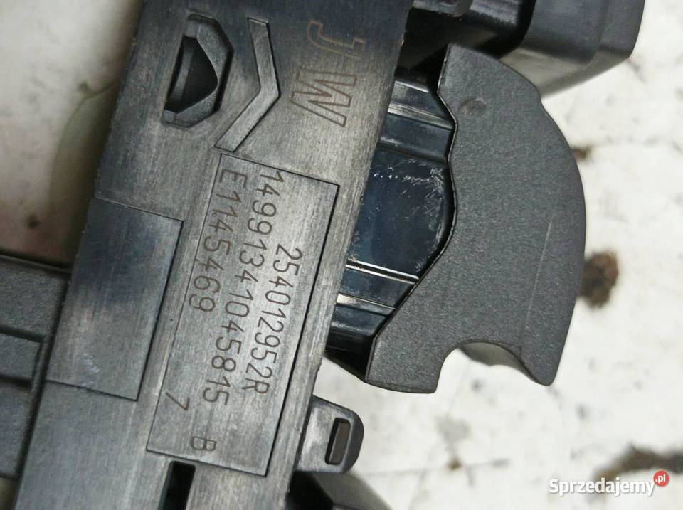 PRZEŁĄCZNIK SZYB LEWY PRZÓD EU E1078727G Renault