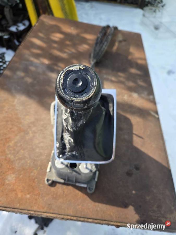 Wybierak skrzyni biegów Passat b6 Łagów