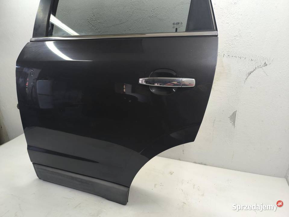 DRZWI LEWY TYŁ OPEL ANTARA LIFT 22 CDTI osobowe sprzedam