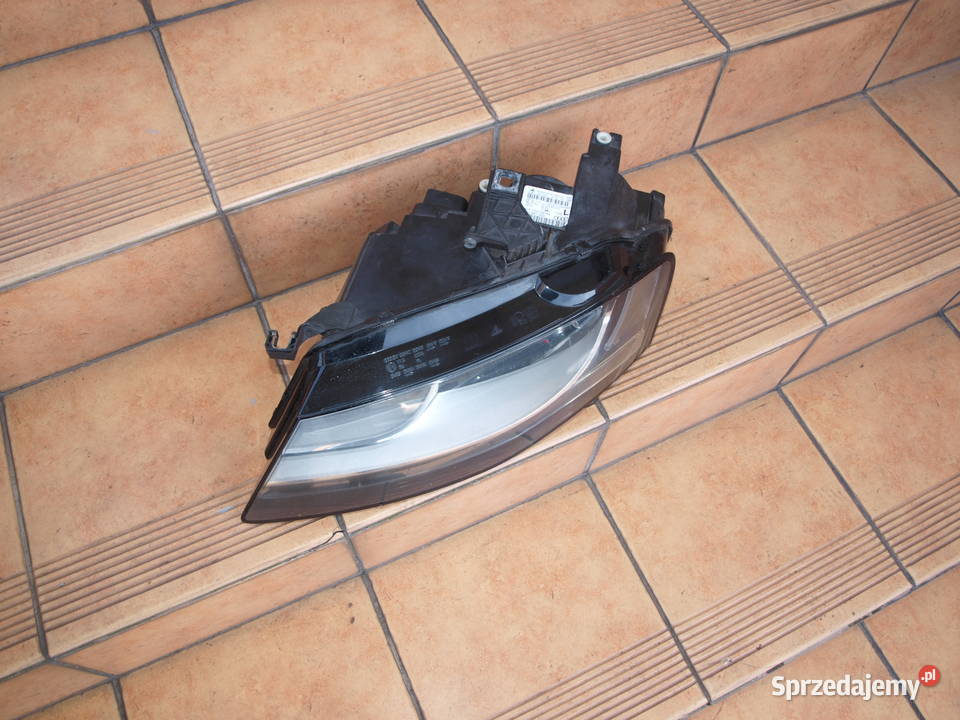 Audi A4 B8 lampa lewa przód zwykła 2007 2011r lewe