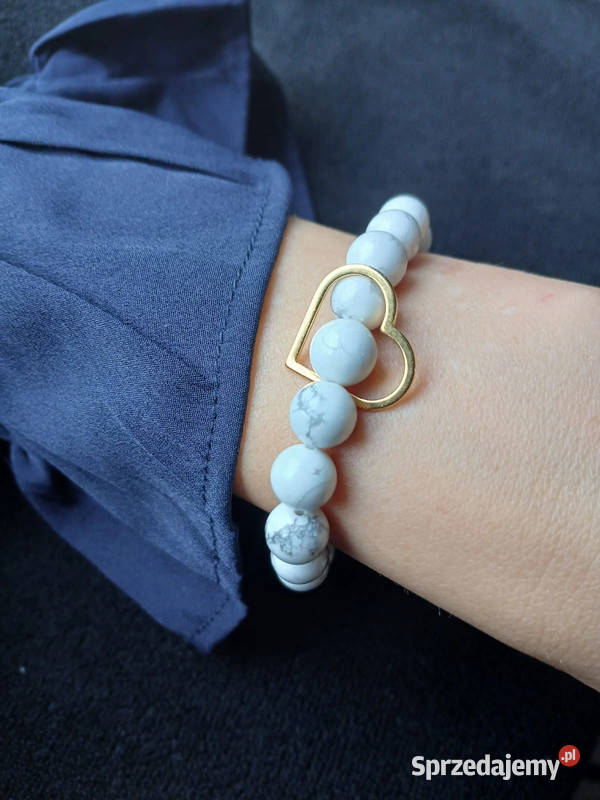 Bransoletka z Howlitu Lux 8mm z sercem Kielce