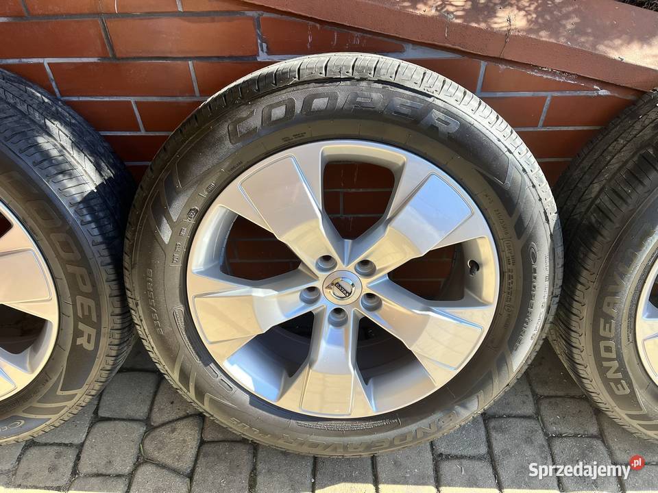 Koła oryginał Volvo 23555 R18 z oponami Samochodowe Rzeszów