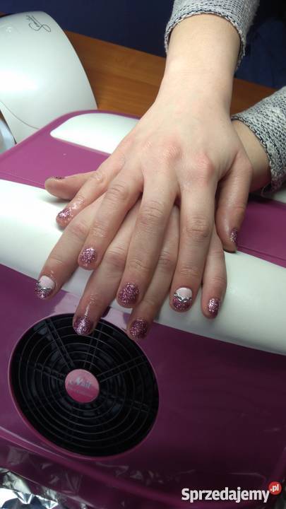 Mobilna kosmetyczka paznokci na terenie Gniezna Gniezno