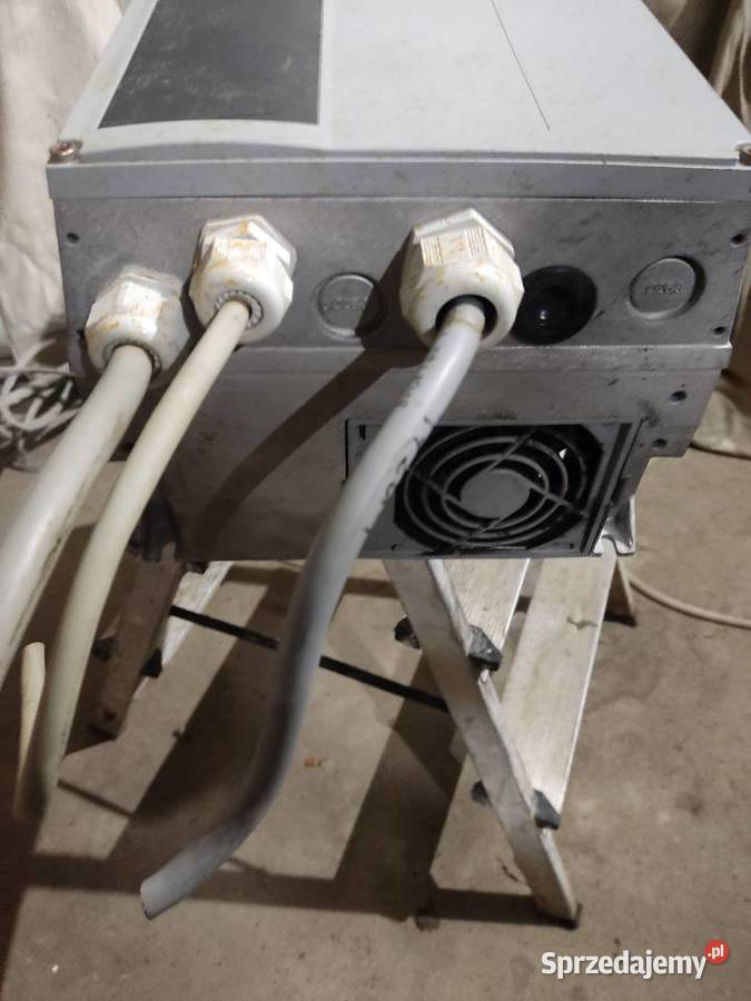 Inwerter falownik Danfoss VLT HVAC Drive 75kw Biznes i Przemysł Skawina