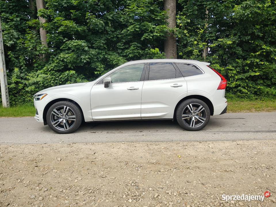 VOLVO XC60 T6 310 AWD nieuszkodzony Róża