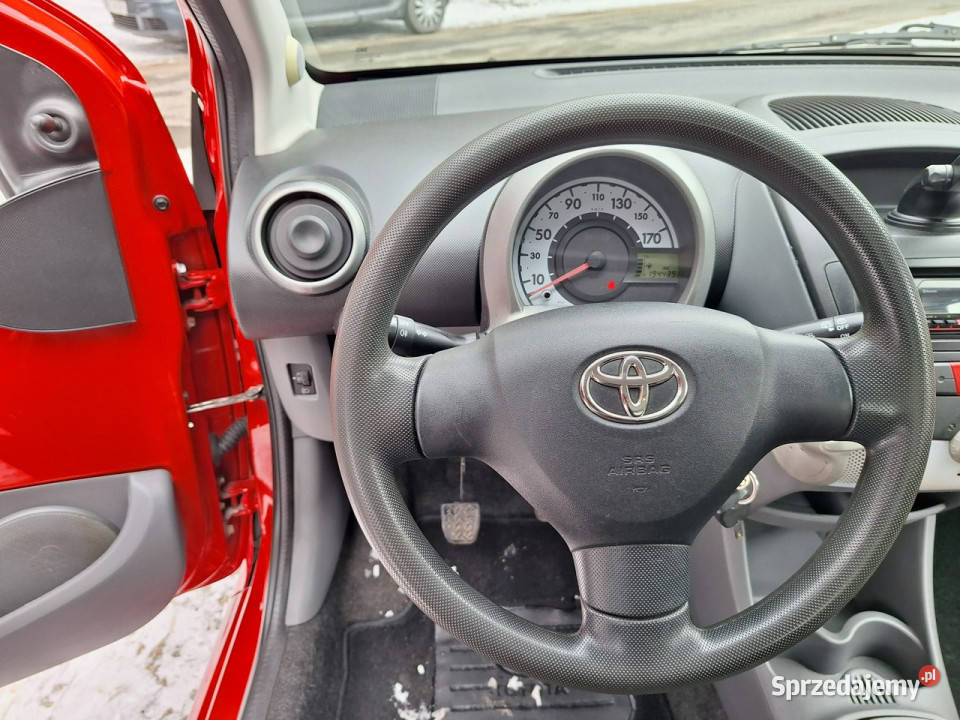 Toyota Aygo nowości jeden właścicielbliżniak możliwa zamiana śląskie
