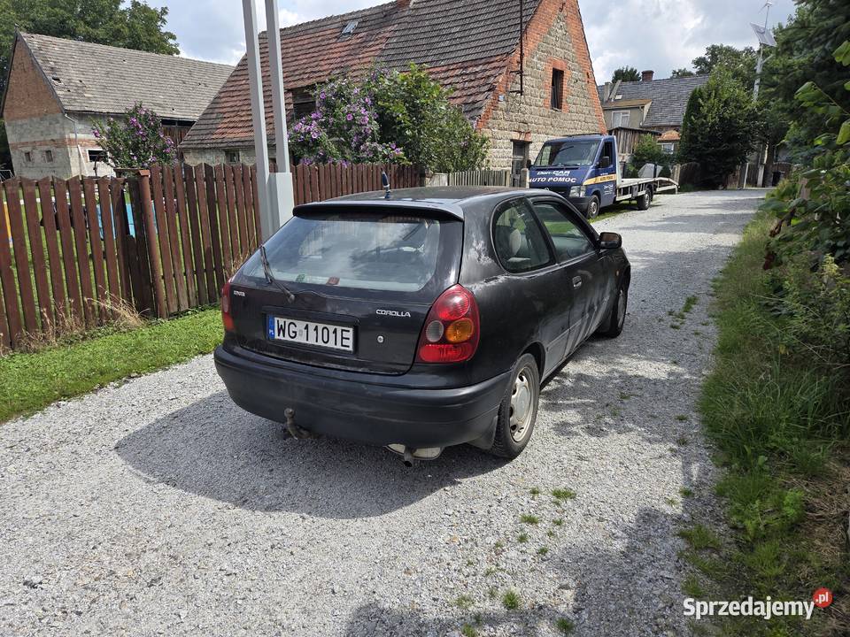 TOYOTA COROLLA 13 BENZ 1998 R 1300cm3 Oława