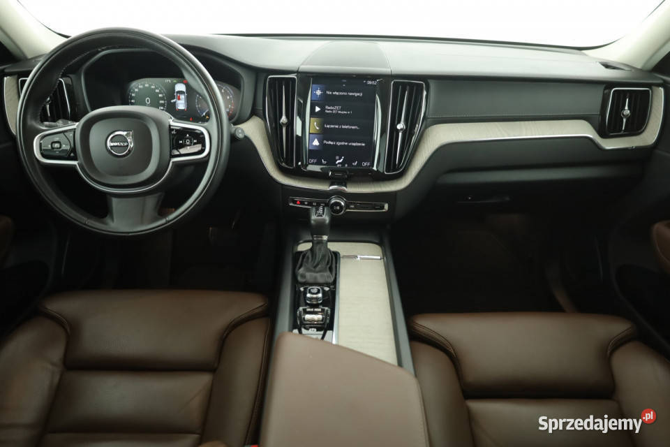 Volvo XC60 T5 4/5 mazowieckie Piaseczno