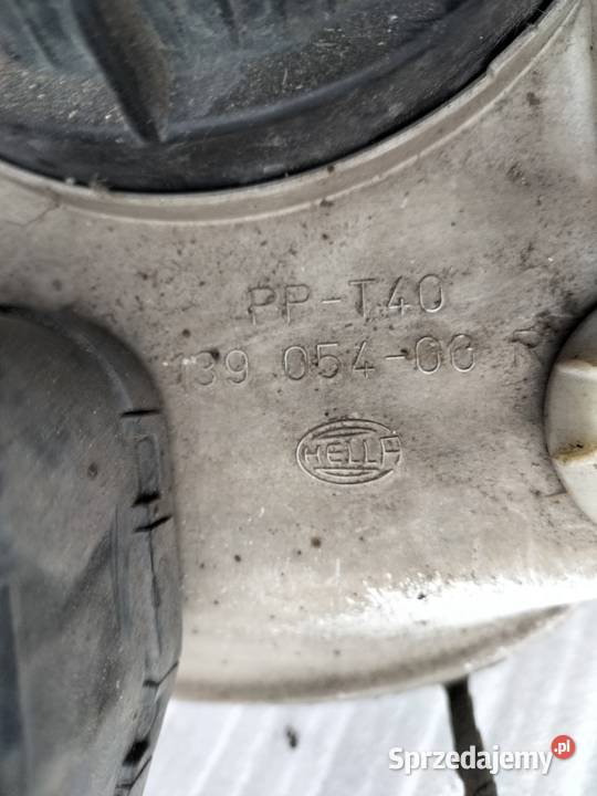LAMPA PRZÓD PRZEDNIA PRAWA VW VENTO 13905400 Kamień-Kolonia sprzedam
