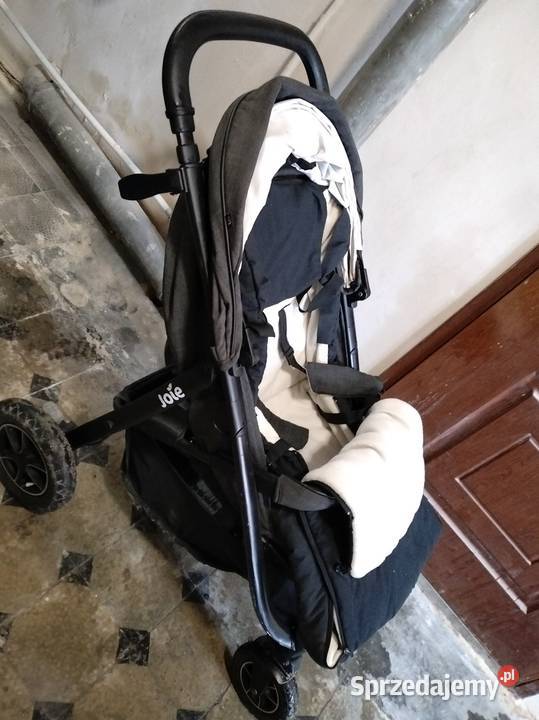 Spacerówka firmy Joie Świdnica