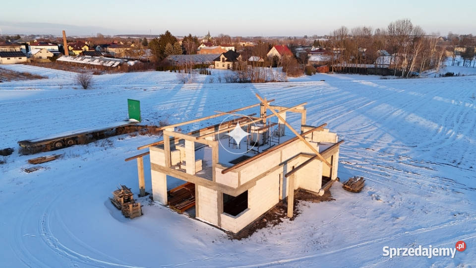 Tu zaczyna się Twoja przyszłość Dom w Żurawkach lubelskie Łaszczów