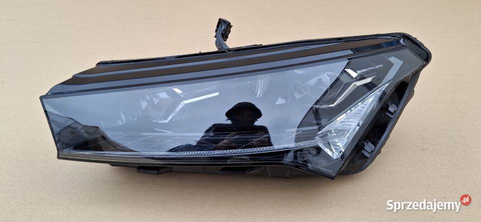 SKODA ENYAQ REFLEKTOR LEWY FULL LED LAMPA LEWA Bieleń