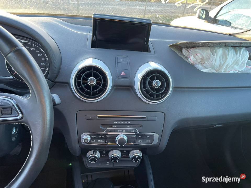 AUDI A1 10 TFSi 95 Style EE973 Rok produkcji 2016 Katowice