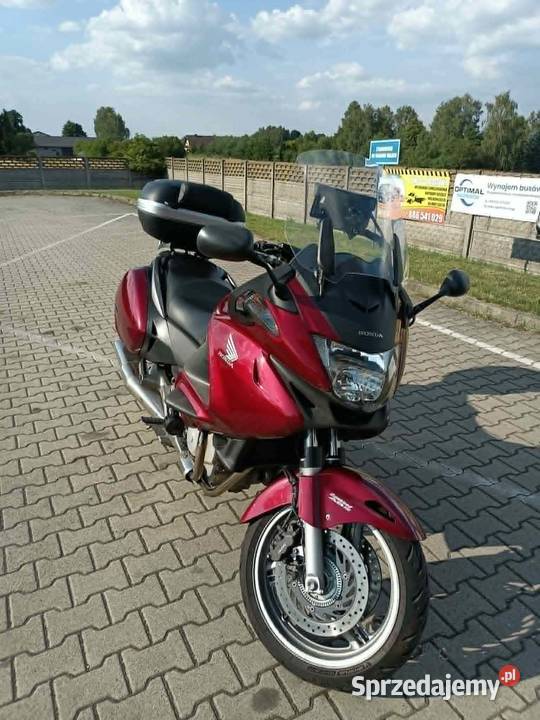 Honda Deauville NT 700 V 2007 Przebieg 84 Rok produkcji 2007 Gidle sprzedam