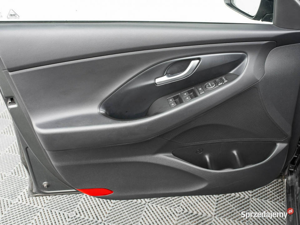 Hyundai i30 WJ9344L10 TGDI Smart Podgrzf I kier Pępowo