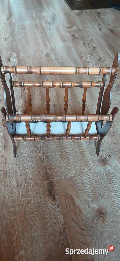 Stary drewniany gazetnik Kraków