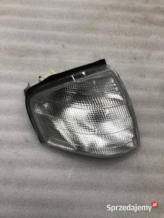 HALOGEN PRAWY PRZÓD MERCEDES CKLASA W202 LIFT EU sprzedam