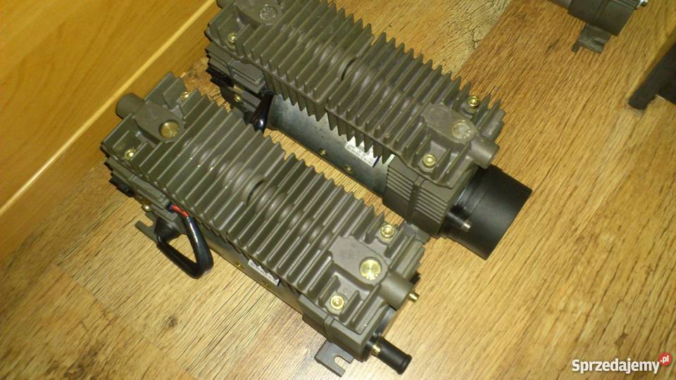 kompresor zawieszenia bmw e60 e61 X5 X6 e53 e70 Rok produkcji 2005 Swarzędz