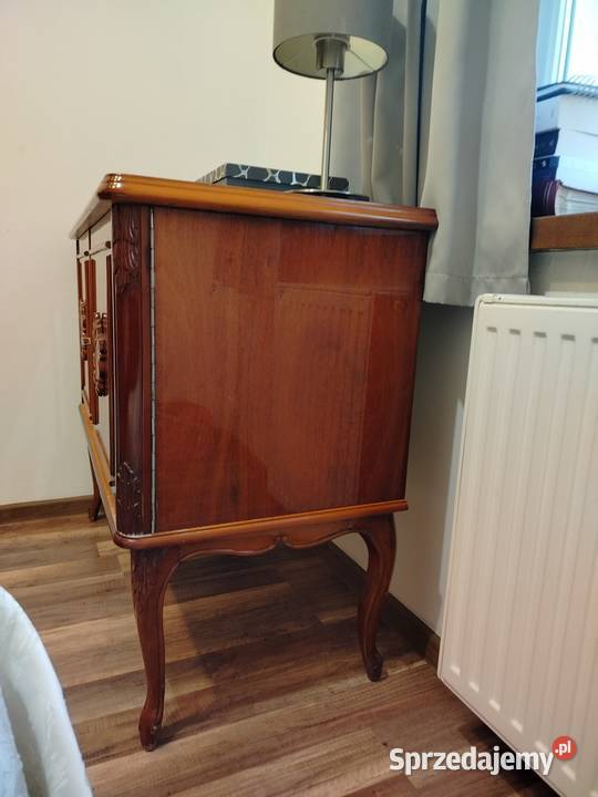 Piękna komoda w stylu Ludwikowskim stan