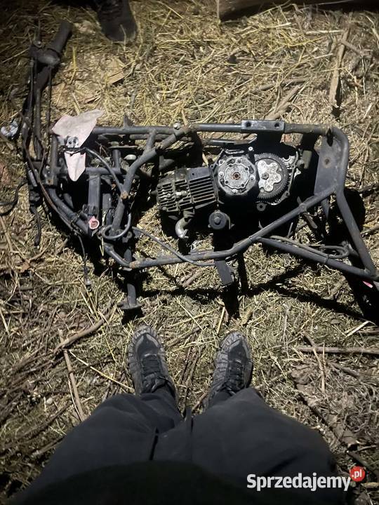 Quad rama silnik Kamianki Lackie