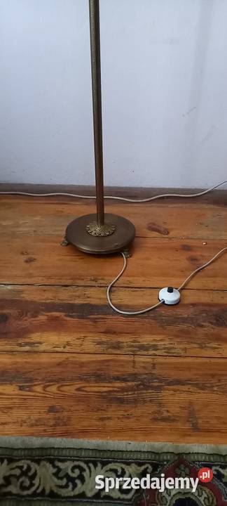 Trzyramienna mosiężna lampa podłogowa z abażurem Skierniewice