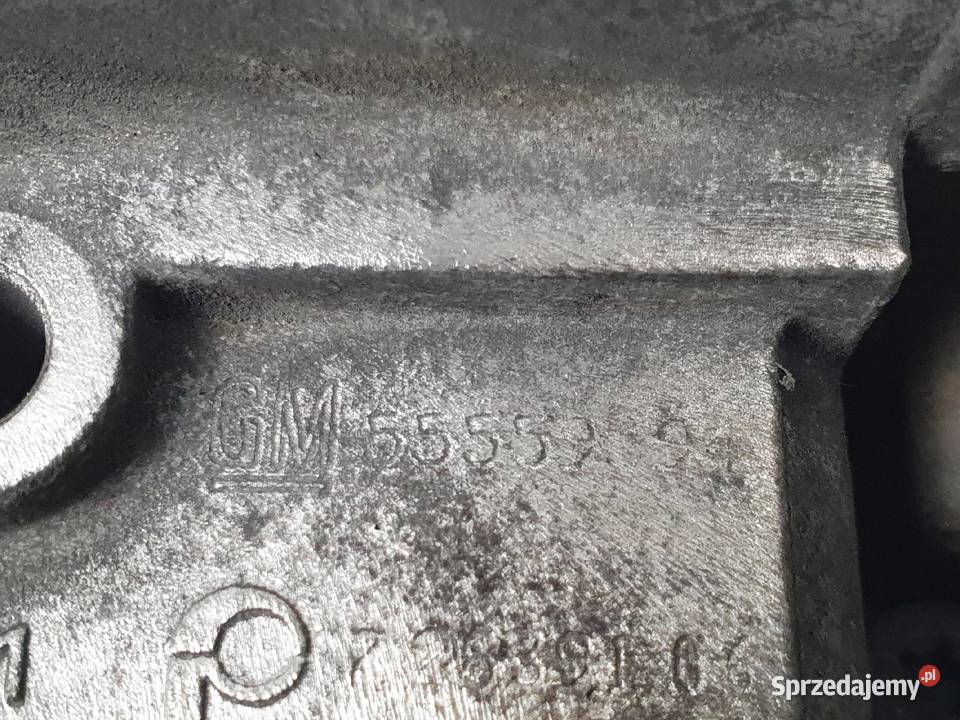 OBUDOWA TERMOSTATU Opel Zafira B Astra H III 16 Silniki i osprzęt Chełm