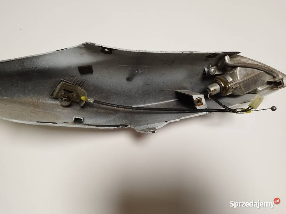Ogon owiewka lewa zadupek Suzuki GSXR k6 k7 Turek
