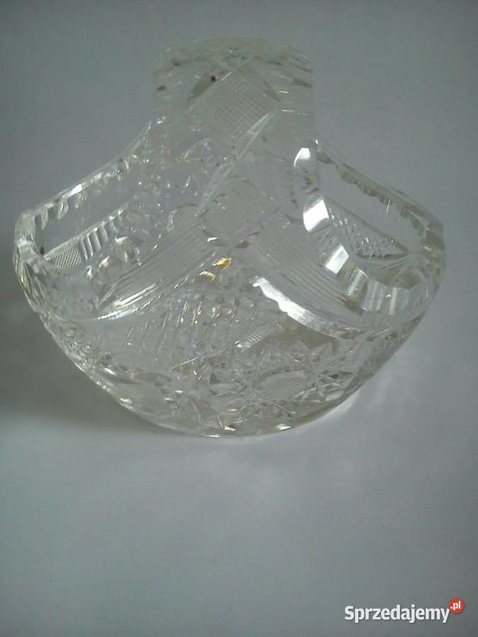 Kryształowy koszyk ozdobny z okresu PRL Szczecinek