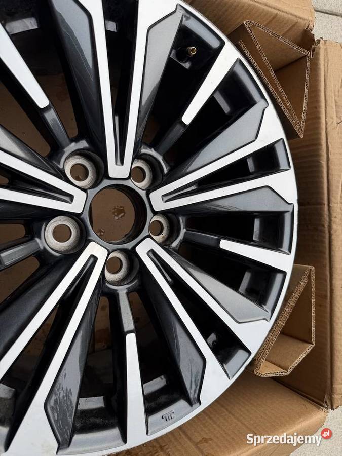 Oryginalna Felga 17 Toyota Corolla 2024 Historia Samochodowe Kraków