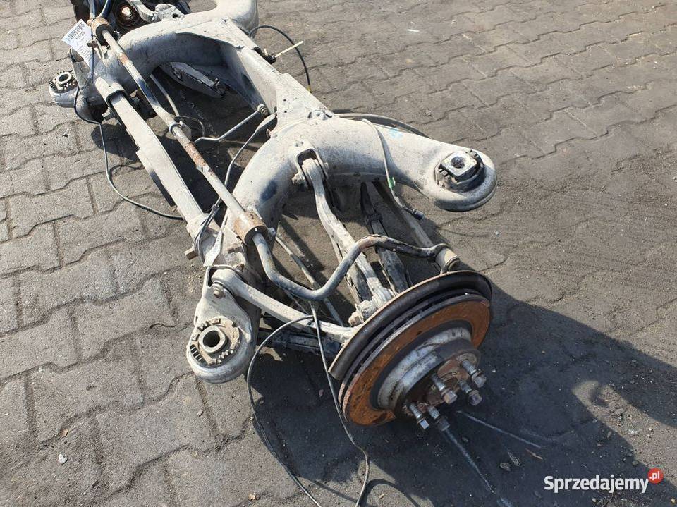 BELKA SANKI TYŁ MERCEDES EKLASA W211 2113500892 Pozostałe Lipno