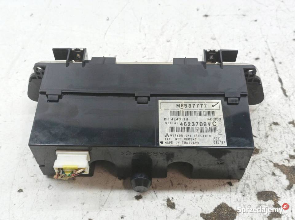 WYŚWIETLACZ MR587777 Mitsubishi Colt VII sprzedam
